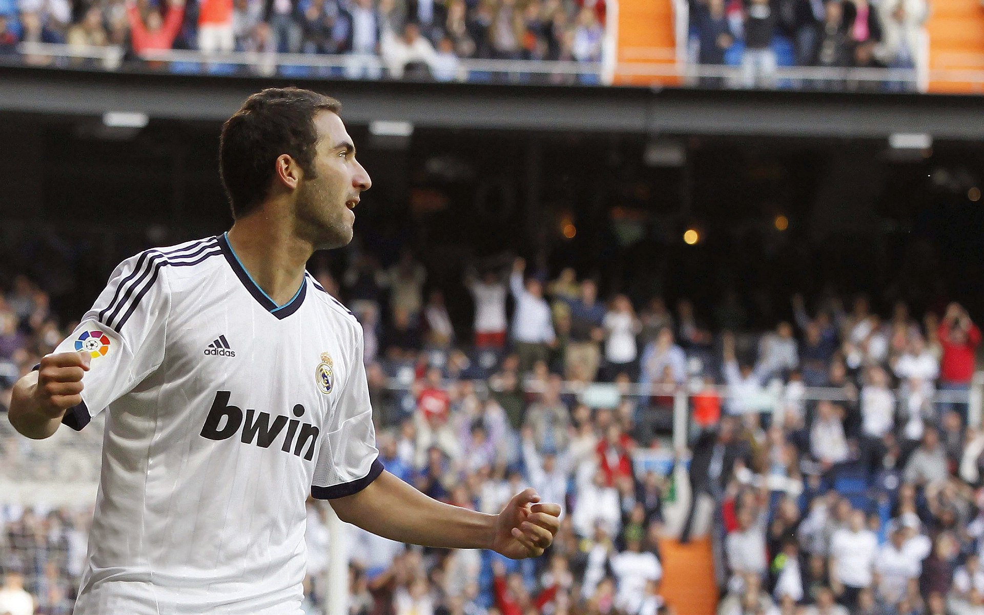 意甲焦点:那不勒斯再下一城,领跑积分榜,意甲那不勒斯新闻